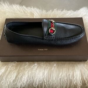 Gucci Interlocking Horsebit Loafer